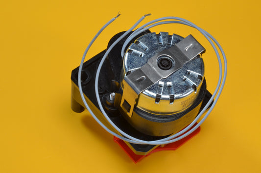 Timer (clock) Masterfrost ice cube machine